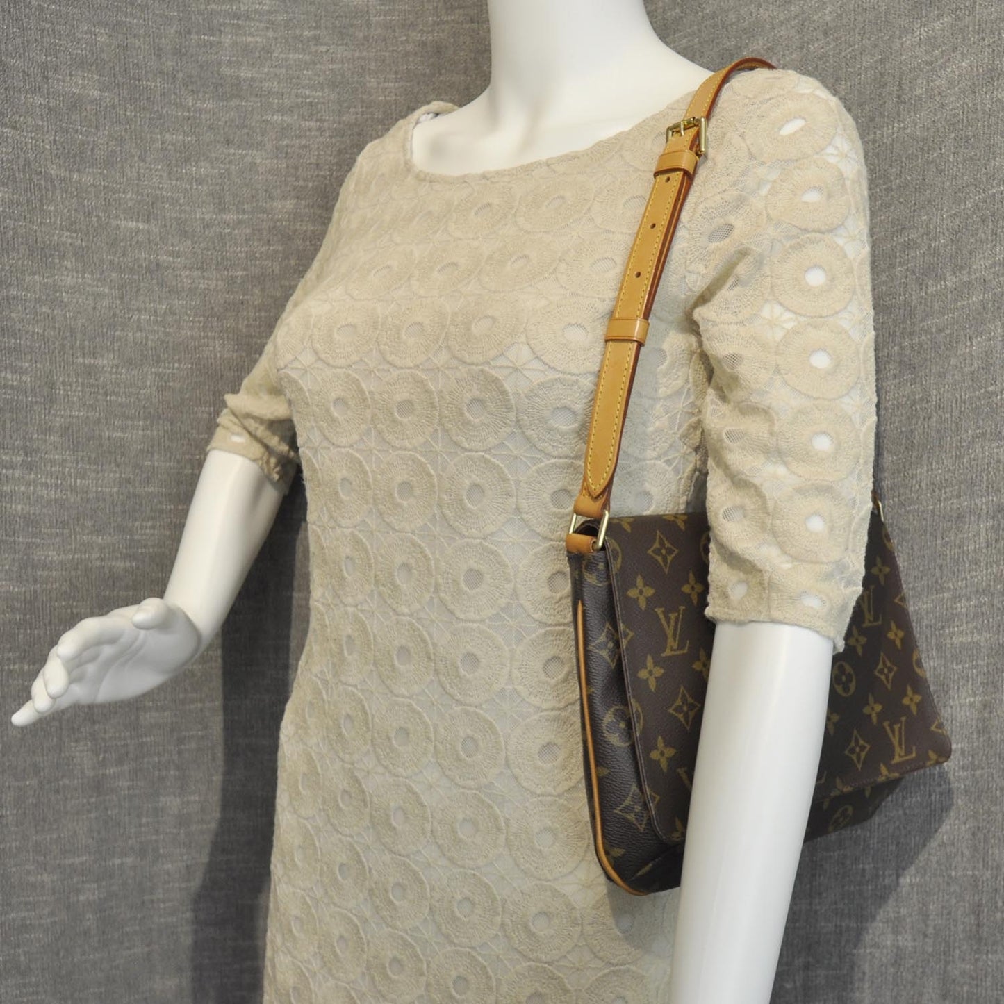 Monogram Musette Tango