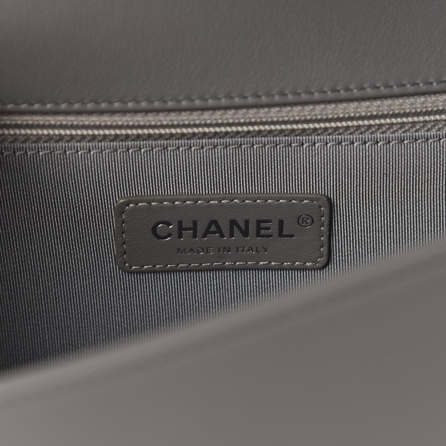 Lambskin Chevron Quilted New Medium Boy Flap Grey