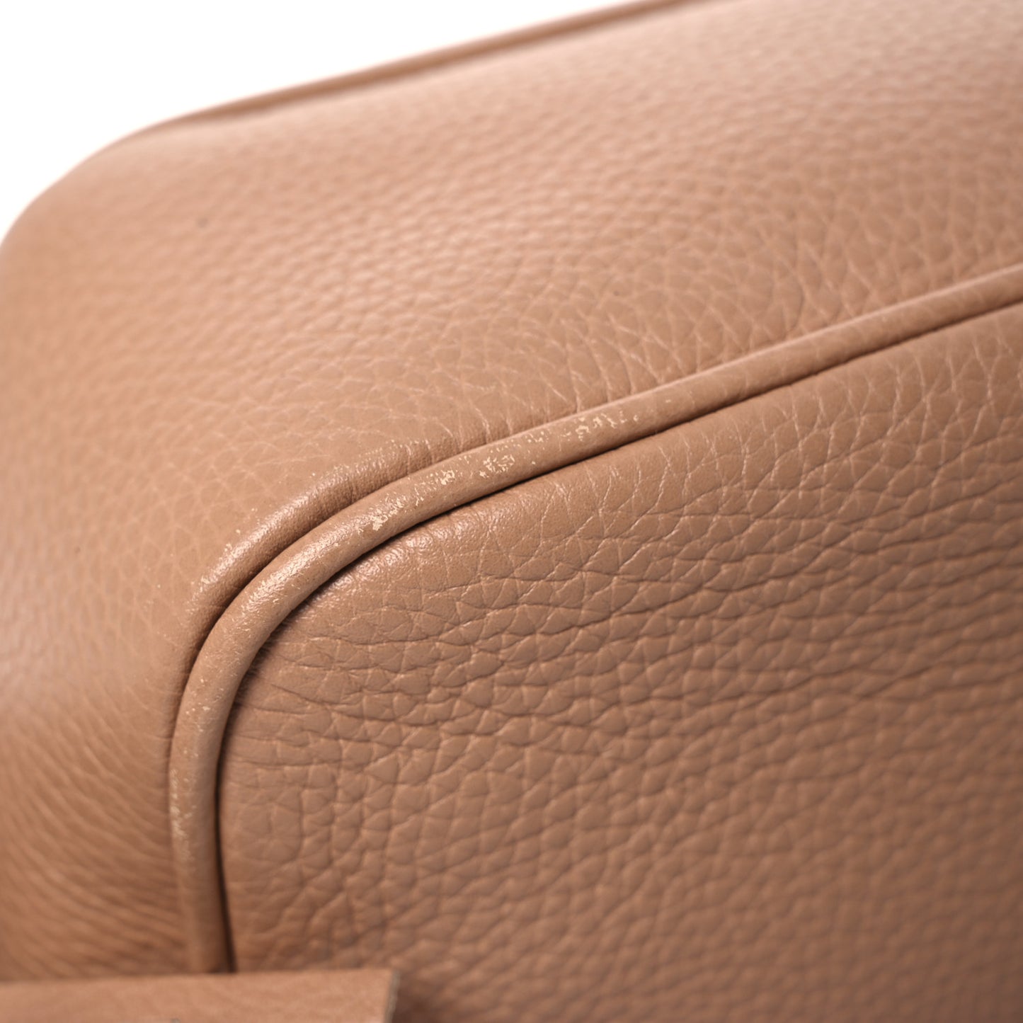 Pebbled Calfskin Small Soho Disco Bag Camelia
