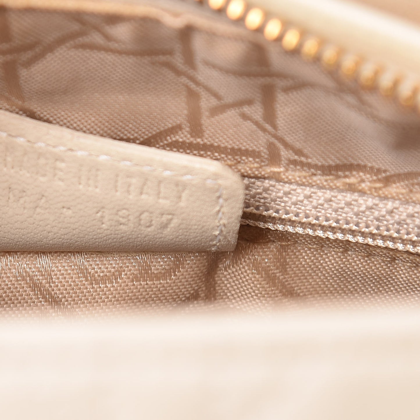 Lambskin Cannage Medium Lady Dior Light Beige