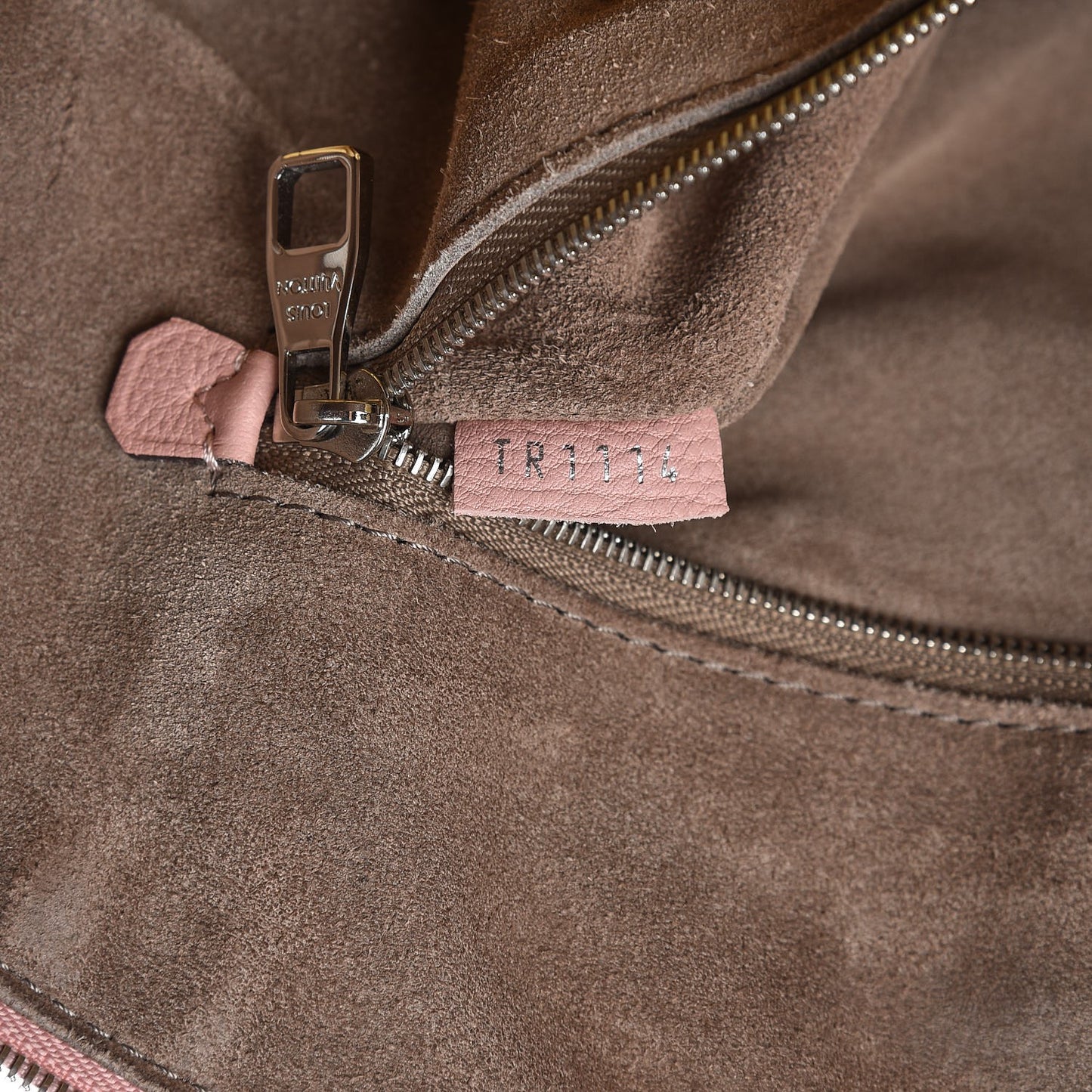 Veau Cachemire Soft Lockit MM Magnolia