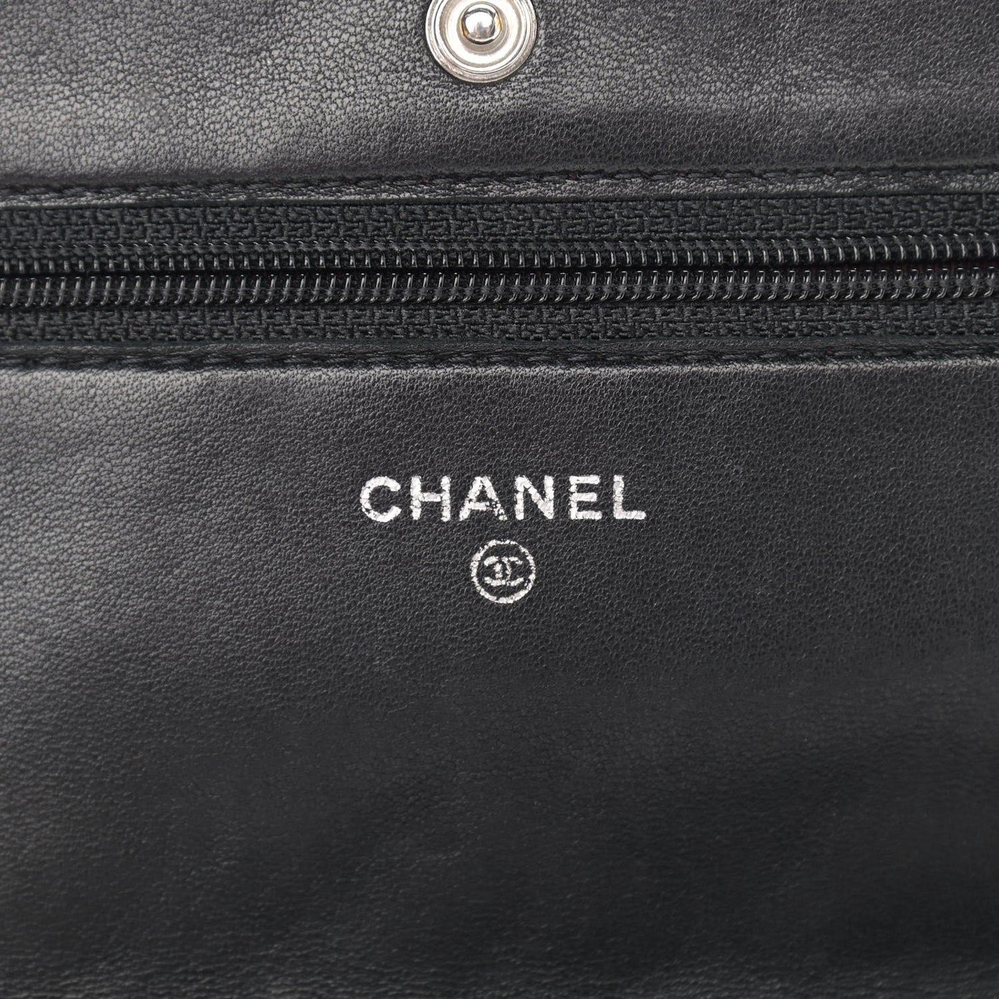 Lambskin Quilted Wallet On Chain WOC Black