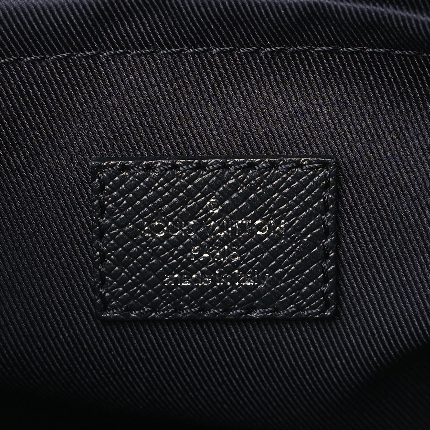 Louis Vuitton Taiga Outdoor Messenger PM Black 6 of 8