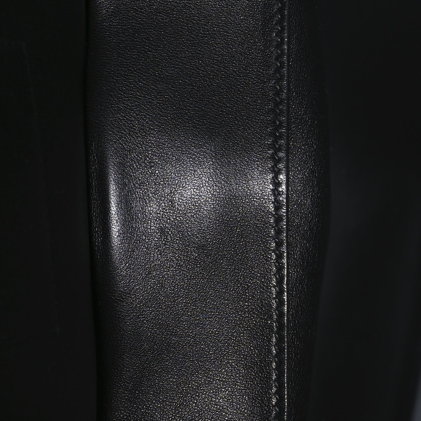 Epsom Mini Della Cavalleria Black