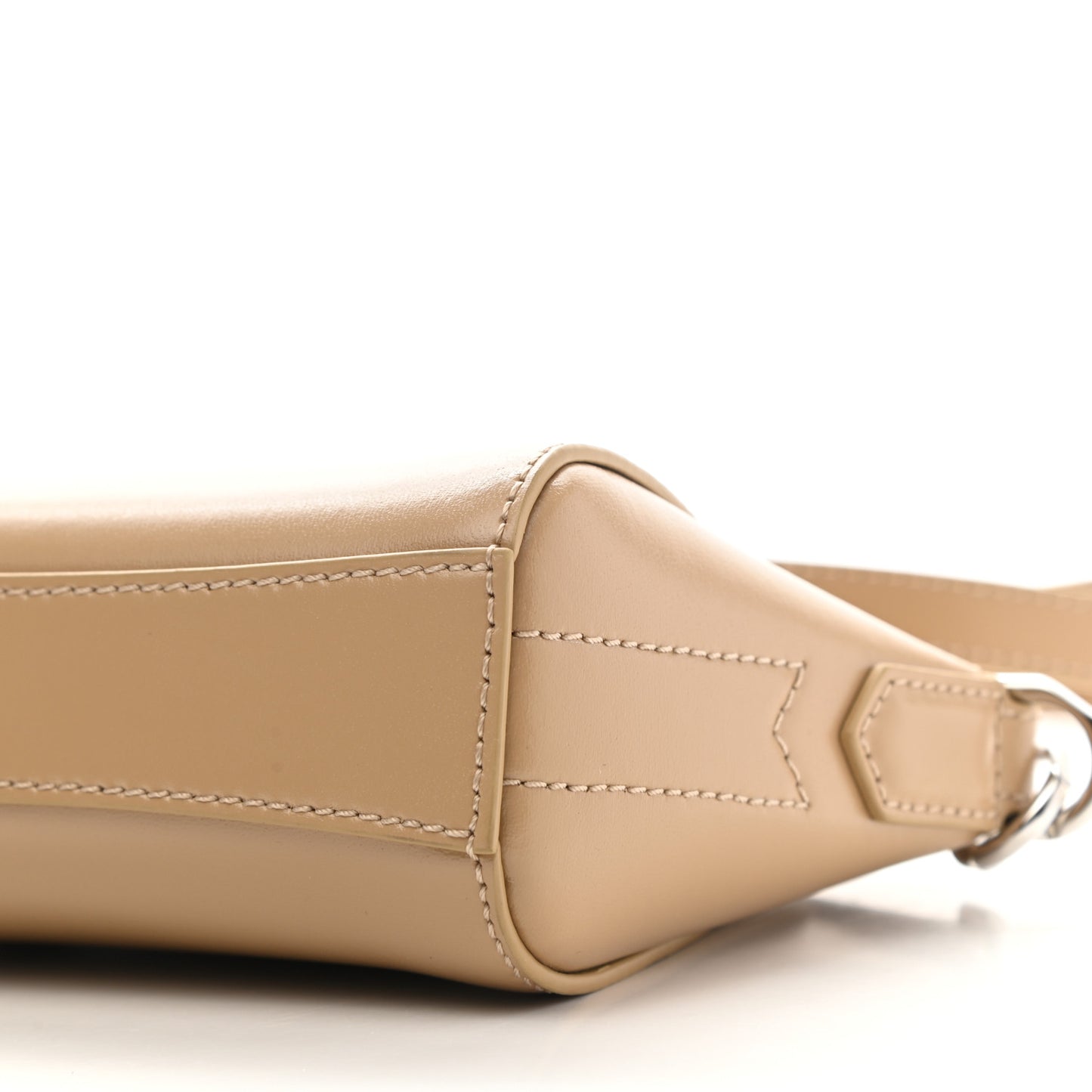 Smooth Calfskin Nano Antigona Beige Cappuccino