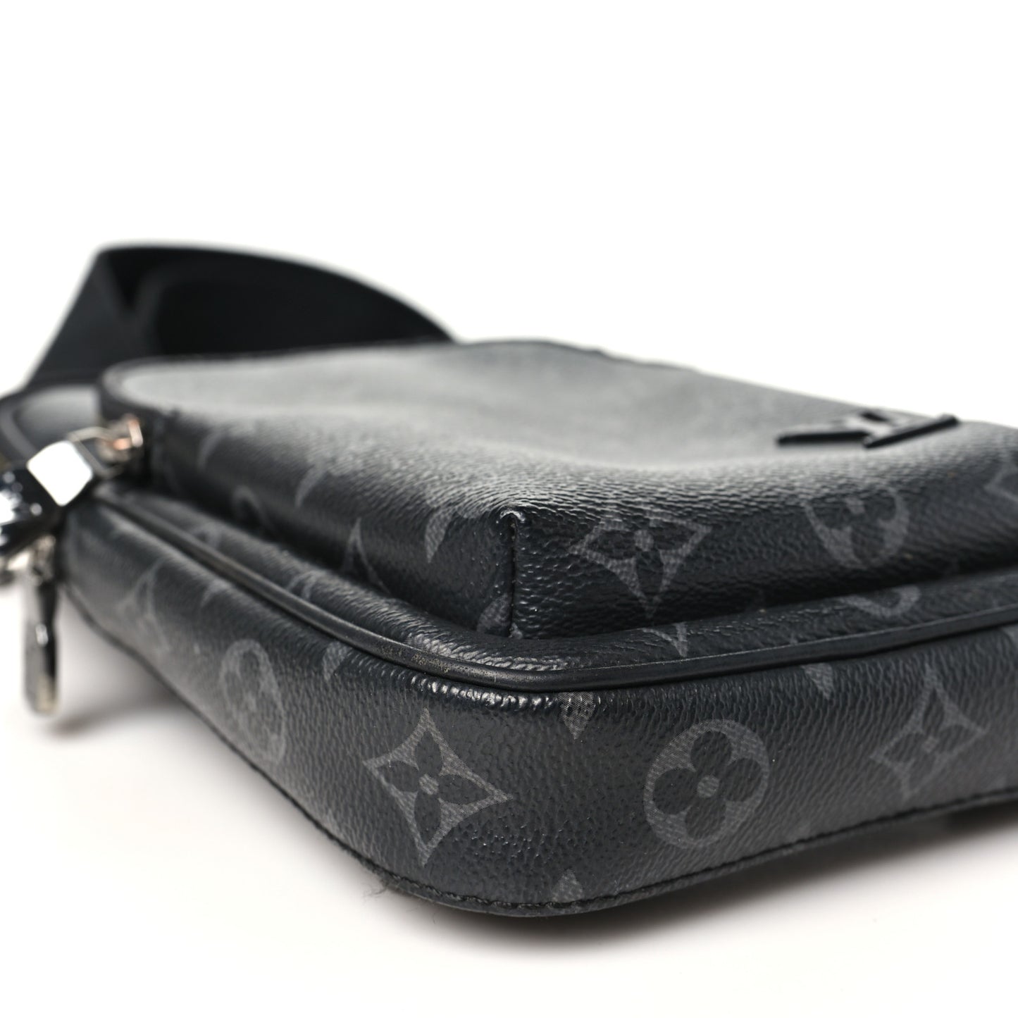 Monogram Eclipse Avenue Slingbag PM