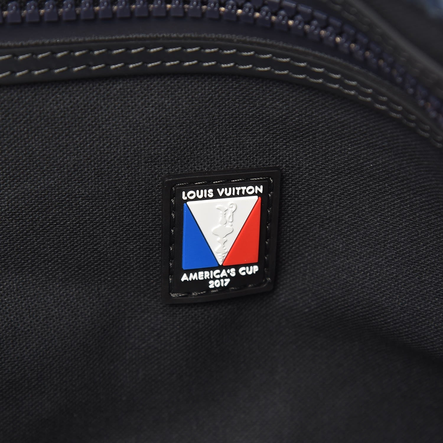 Louis Vuitton Damier Cobalt America's Cup Regatta Keepall Bandouliere 55 6 of 7