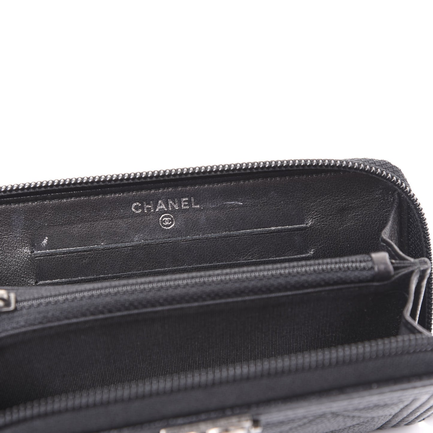 Caviar Quilted Small Boy Zip Around Wallet Black