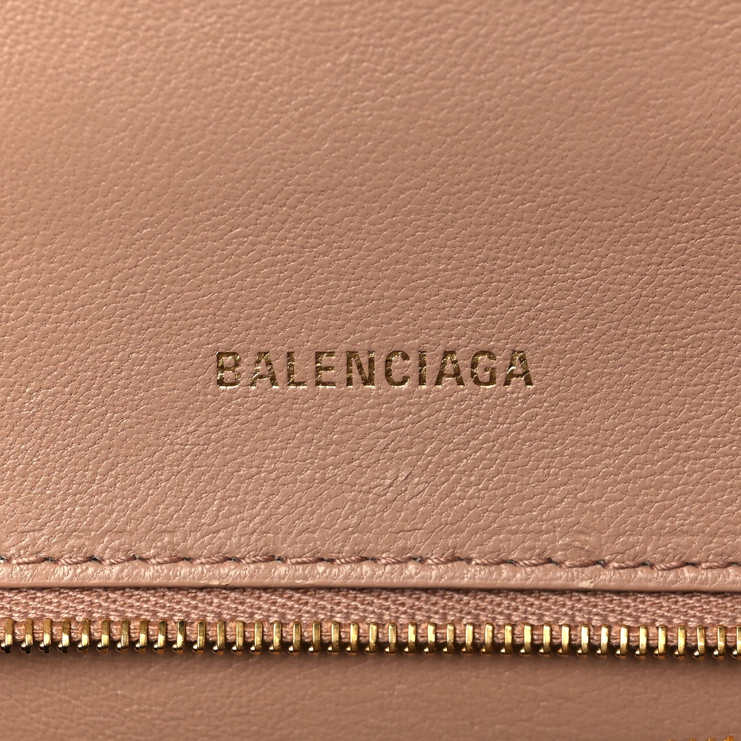 Grained Calfskin Small Hourglass Top Handle Bag Nude Beige