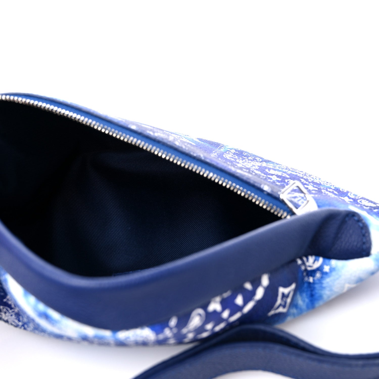 Louis Vuitton Cowhide Monogram Bandana Discovery Bumbag PM Blue 5 of 9