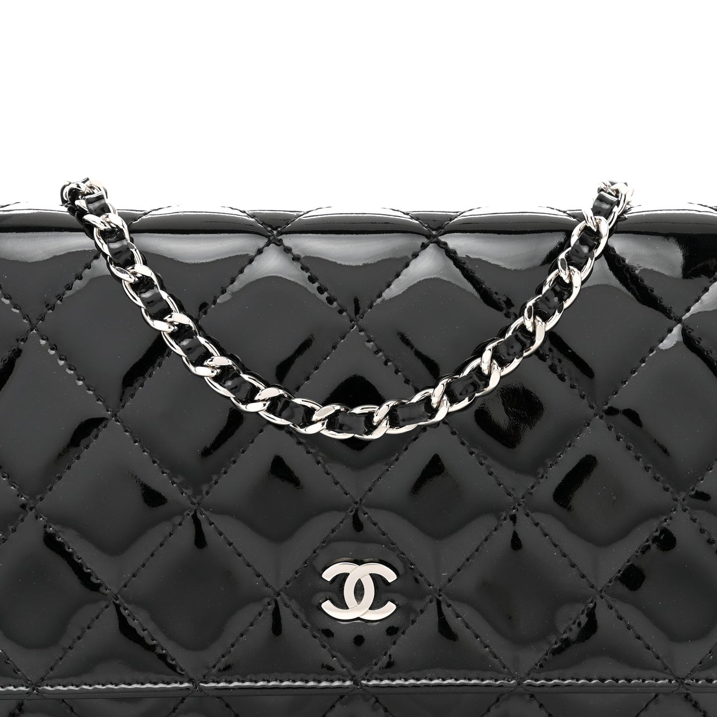 Patent Quilted Wallet On Chain WOC Black