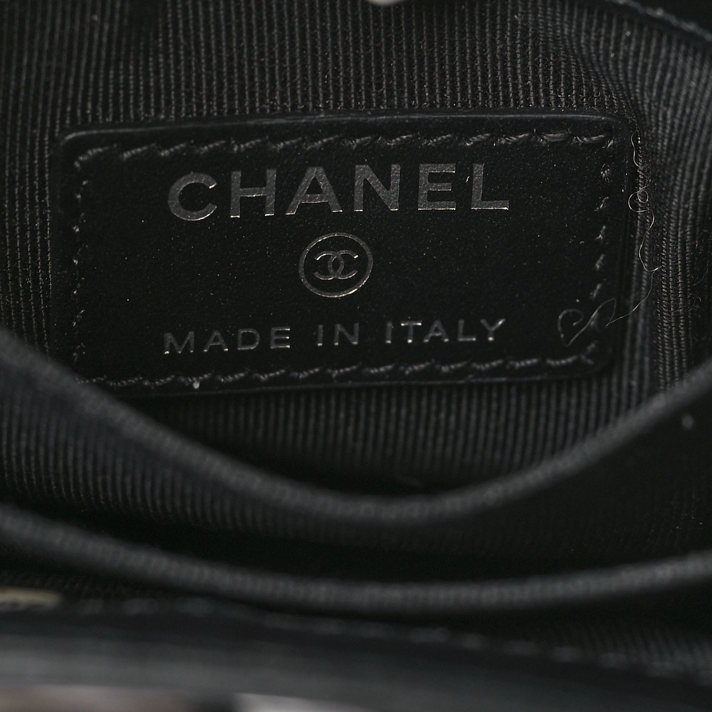 Patent CC Phone Holder Crossbody Black