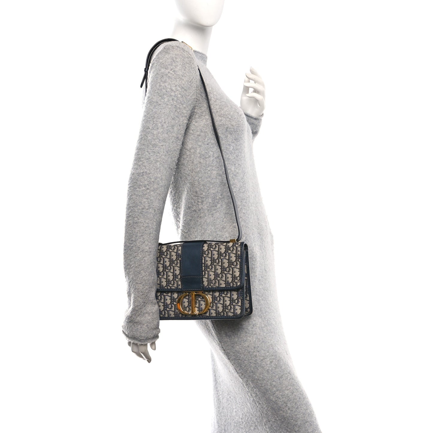 Oblique 30 Montaigne Flap Bag Blue Blue