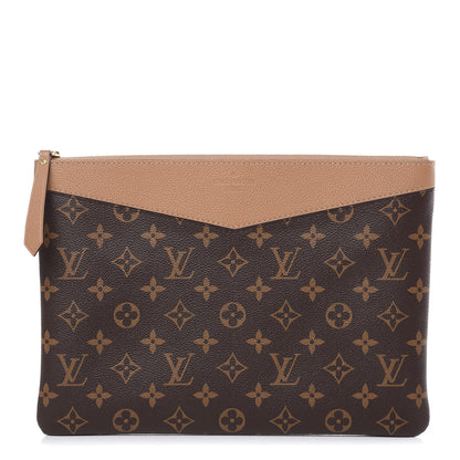 Louis Vuitton Monogram Daily Pouch Sesame 1 of 10