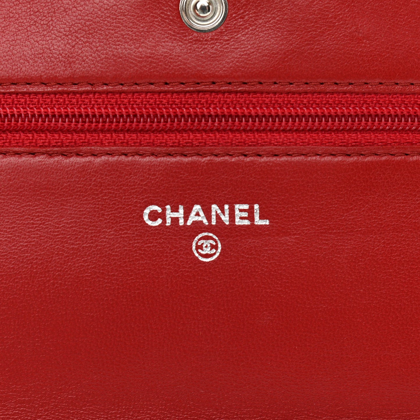 Lambskin Quilted Wallet On Chain WOC Red
