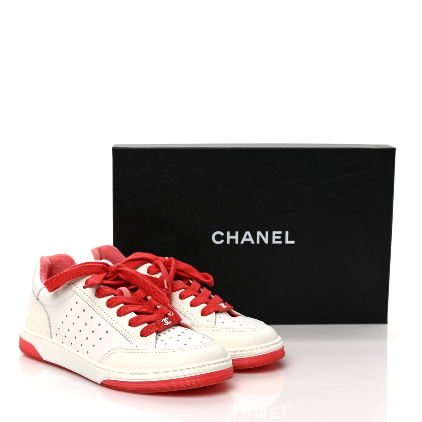 Grained Calfskin Fabric Womens Logo Sneakers 38 White Red