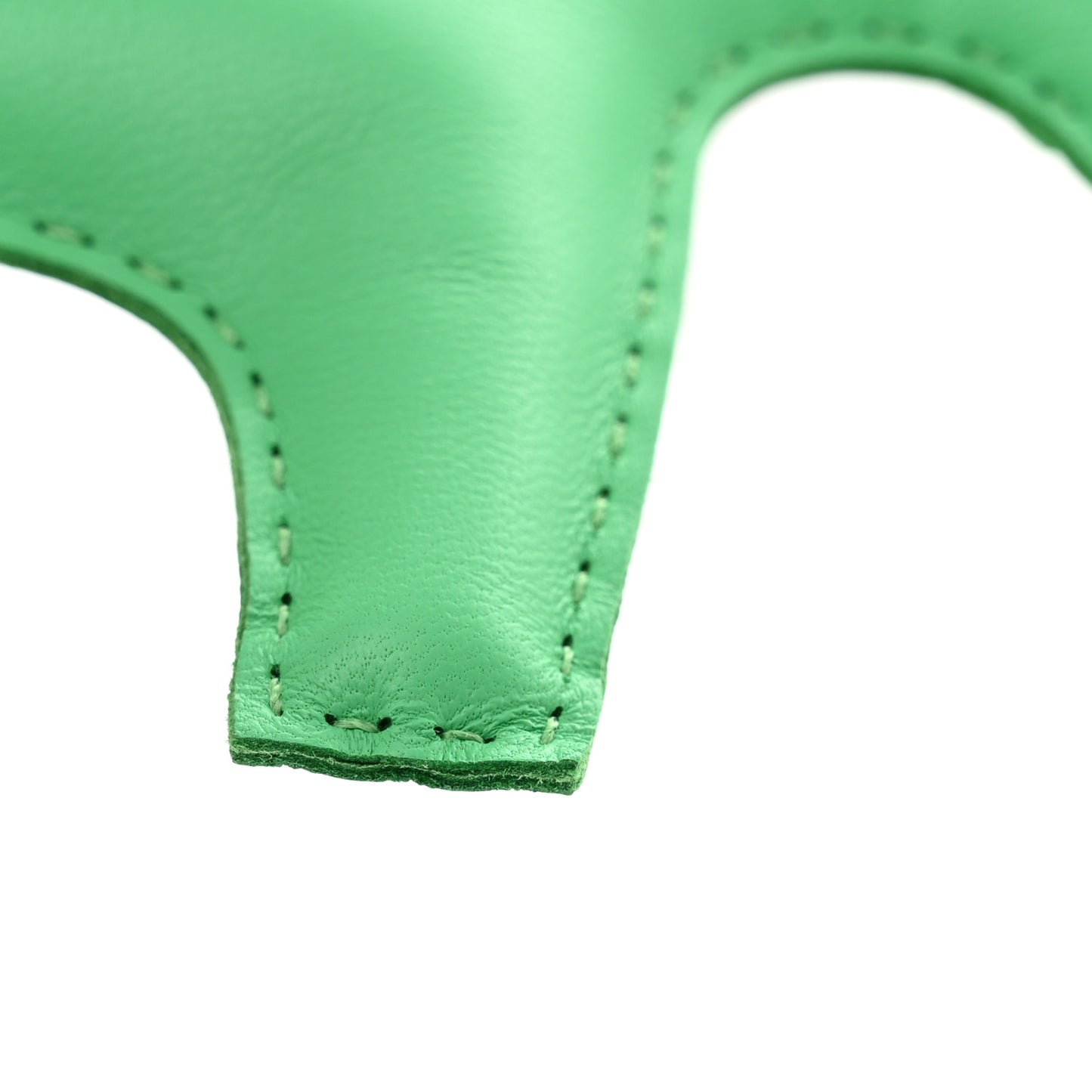 Milo Lambskin Grigri Rodeo Horse Bag Charm MM Vert Comics