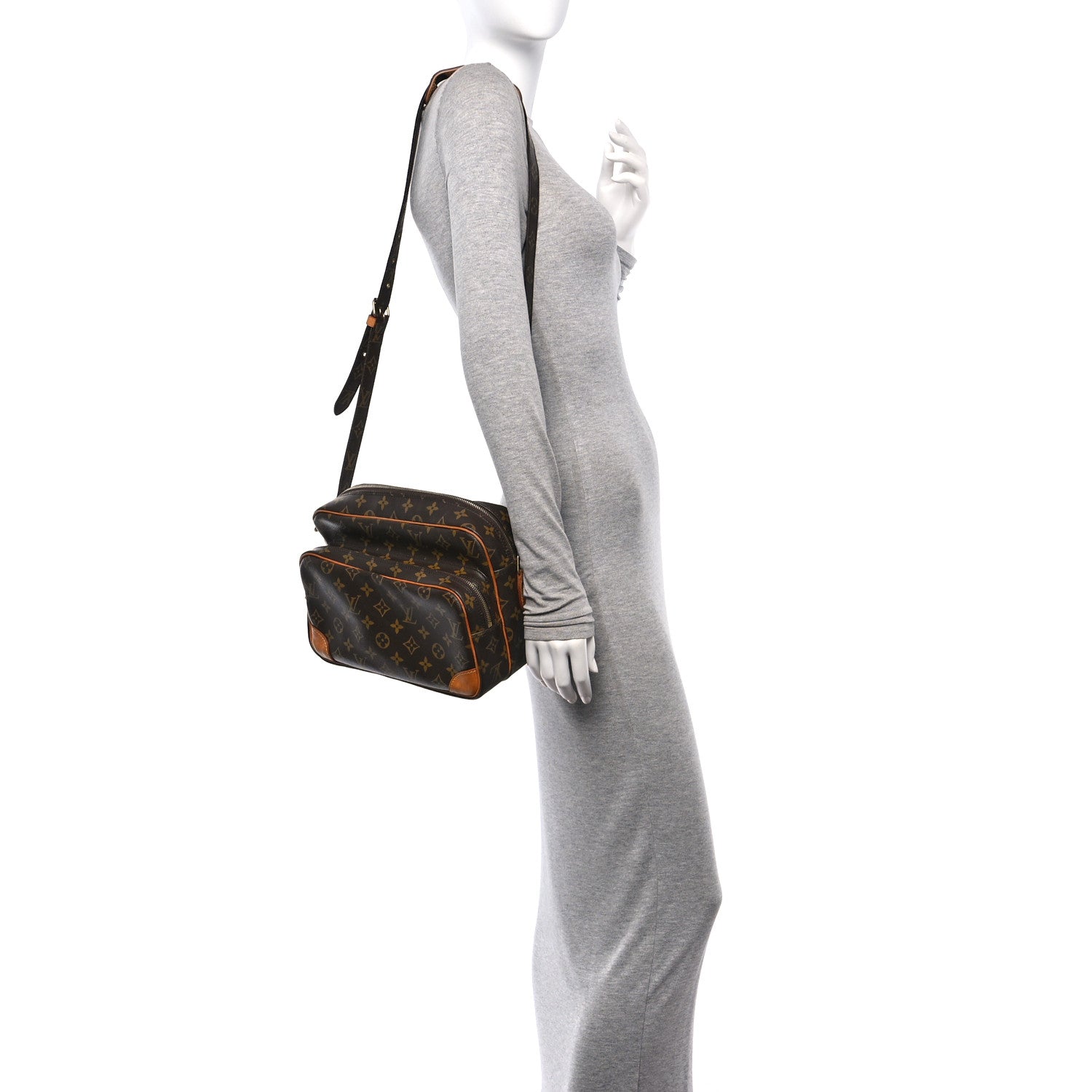 Louis Vuitton Monogram Nil 28 2 of 16