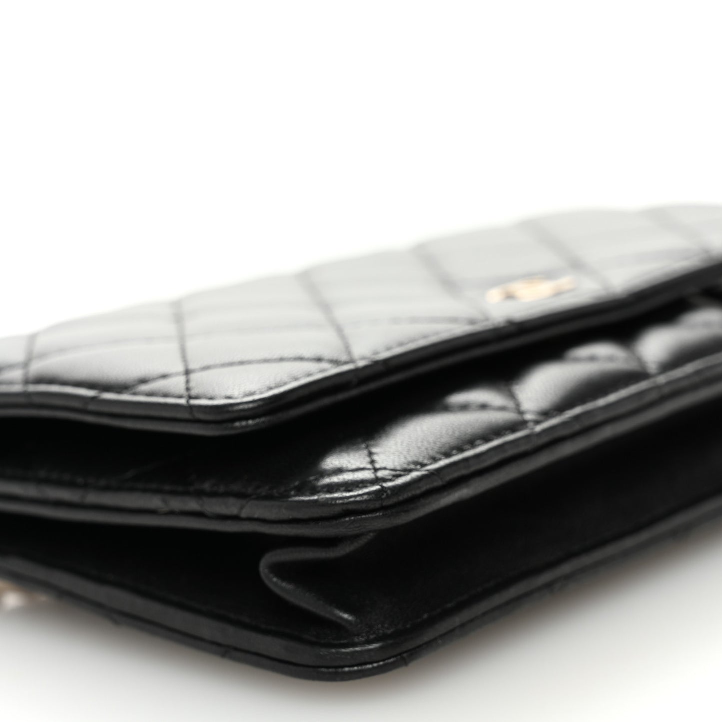 Lambskin Quilted Wallet On Chain WOC Black
