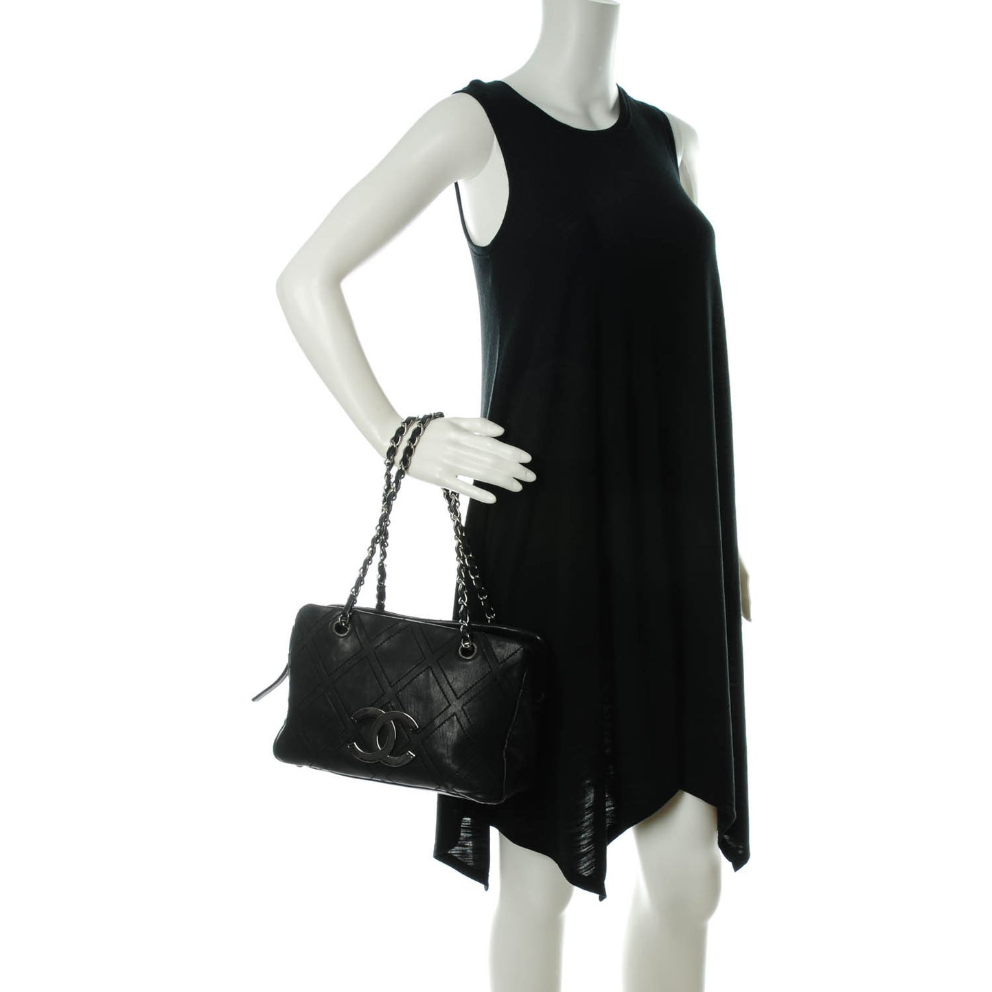 Calfskin Small Diamond Stitch Tote Black
