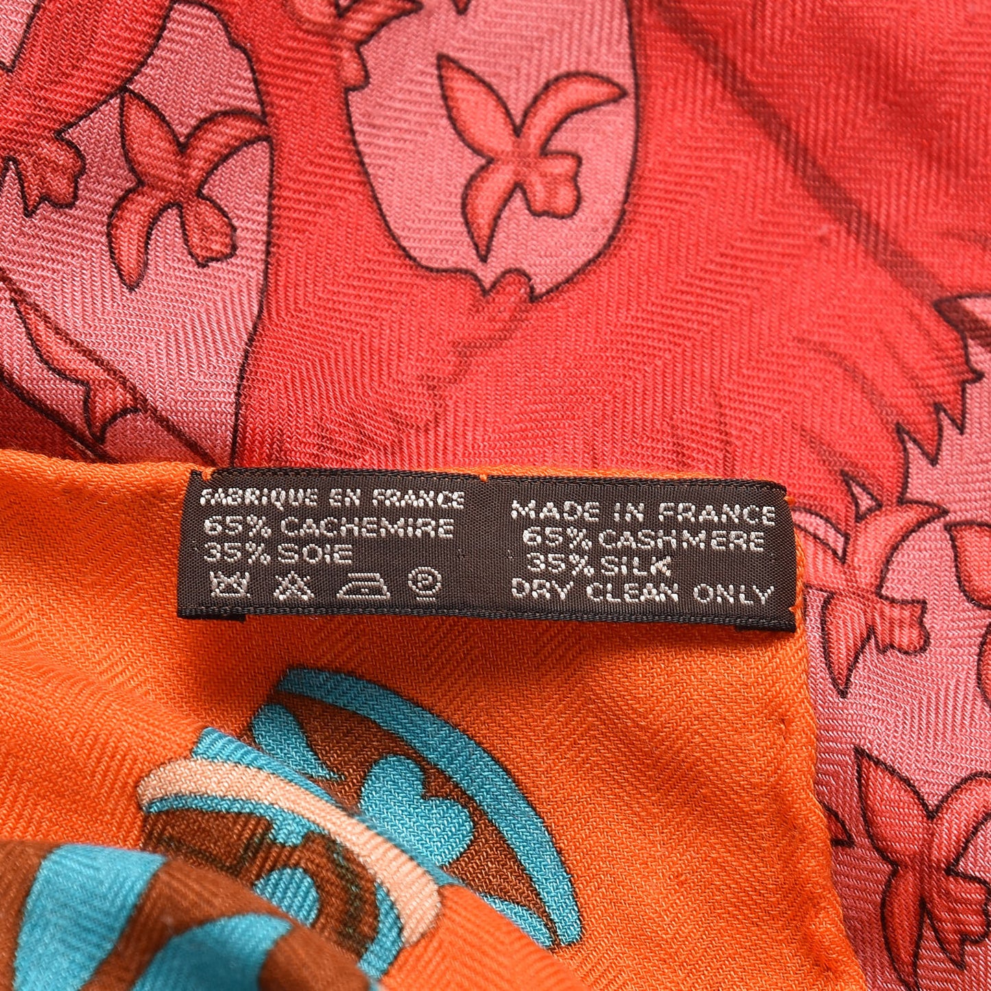 Cashmere Silk Etendards et Bannieres Shawl 140
