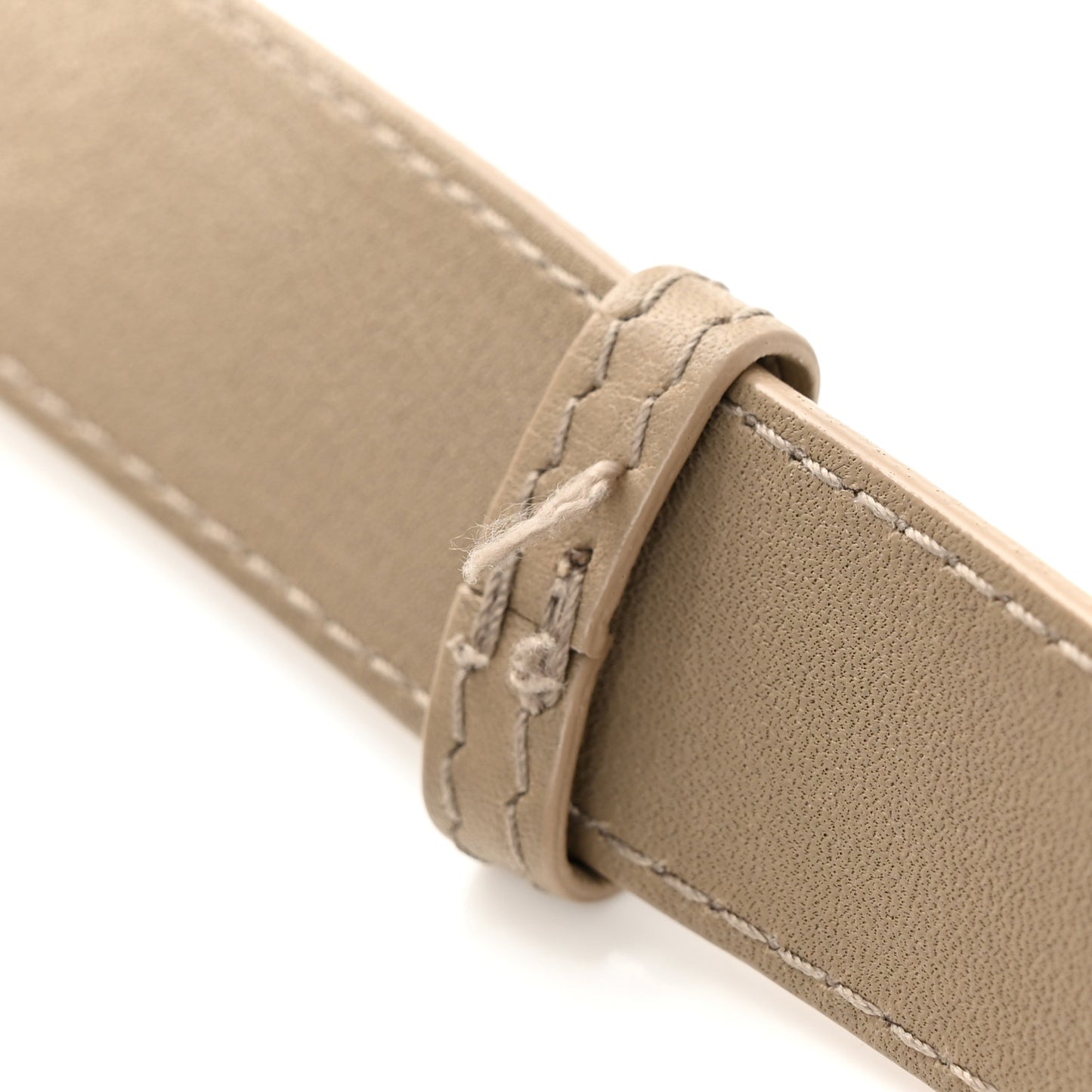 Veau Soyeux Perforated Blackout Hardware City Gris Cendre