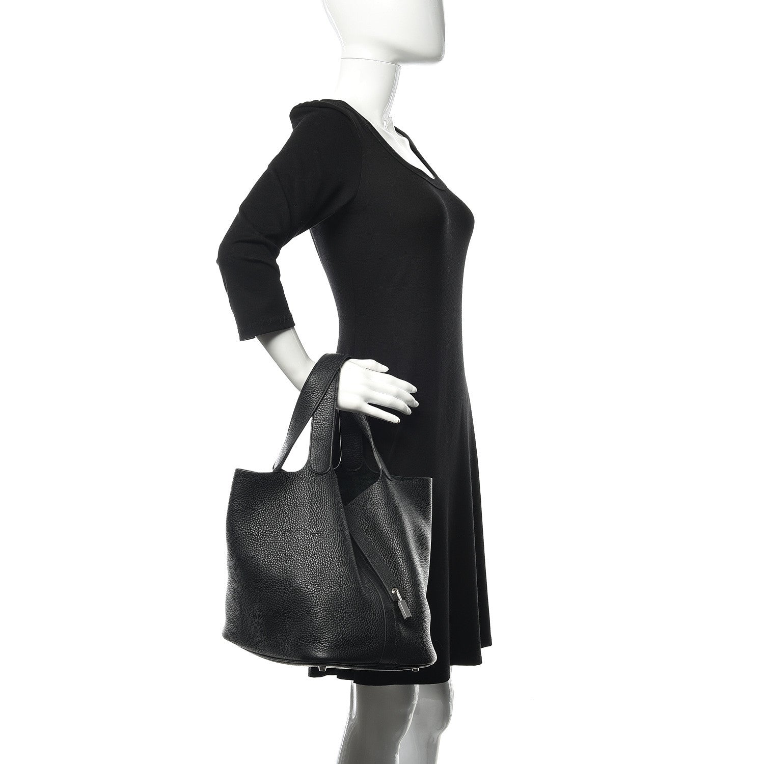 Hermes Taurillon Clemence Picotin Lock 26 GM Black 2 of 11