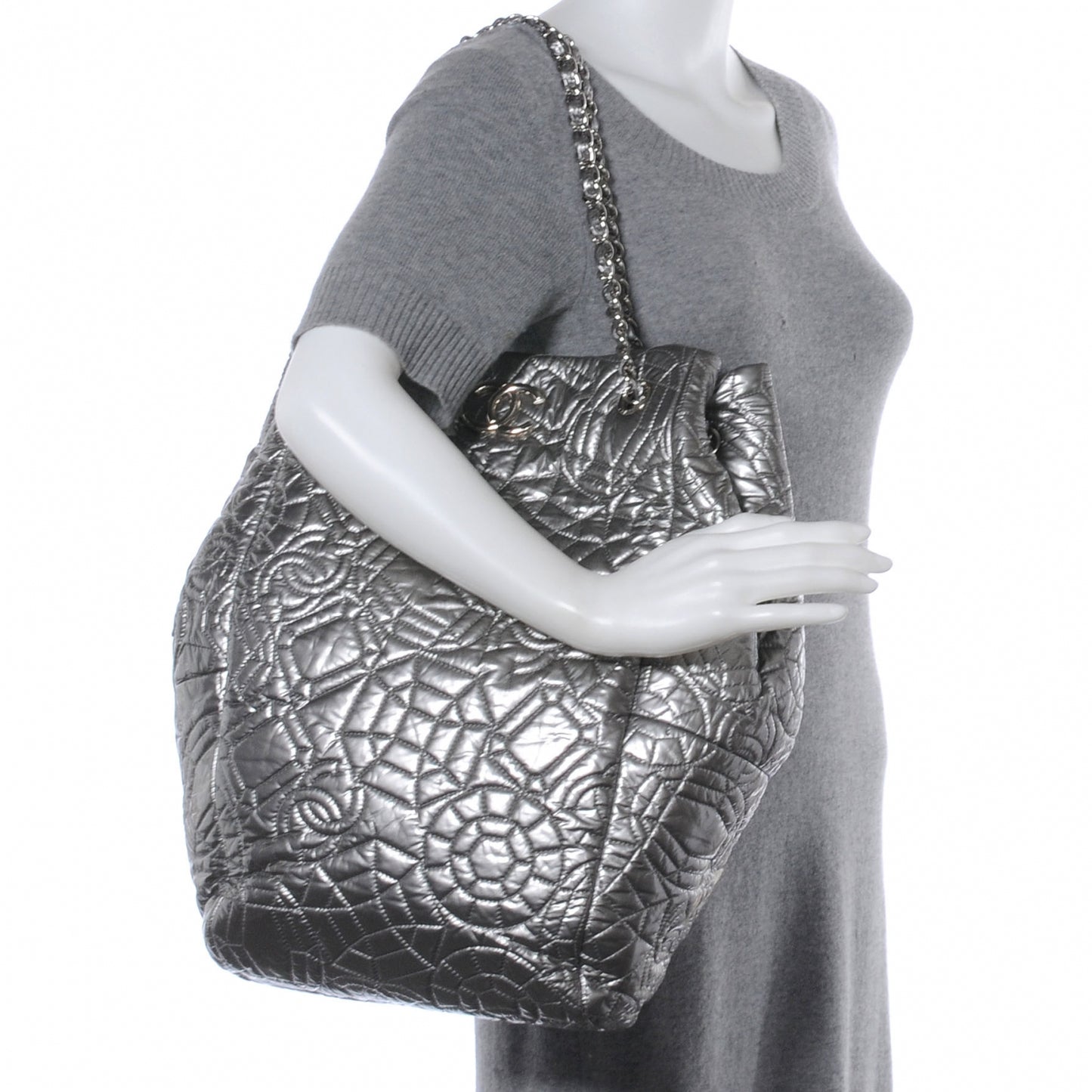 Vinyl Graphic Edge Tote Silver