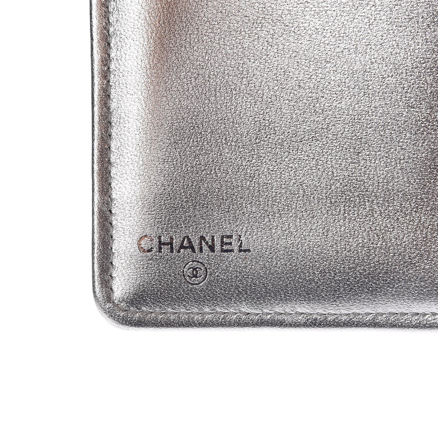Metallic Lambskin Yen Wallet Silver