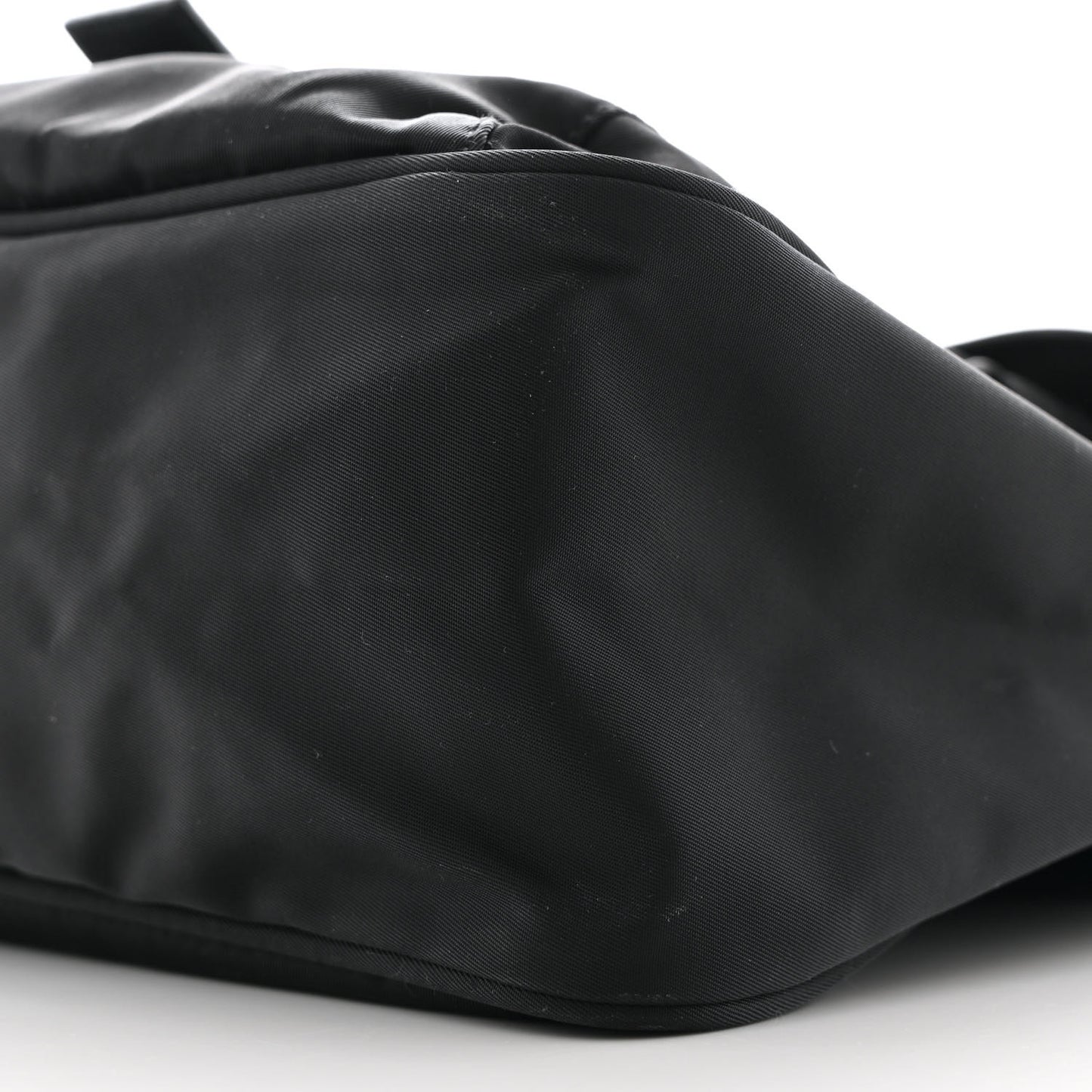 Nylon Vela Messenger Black