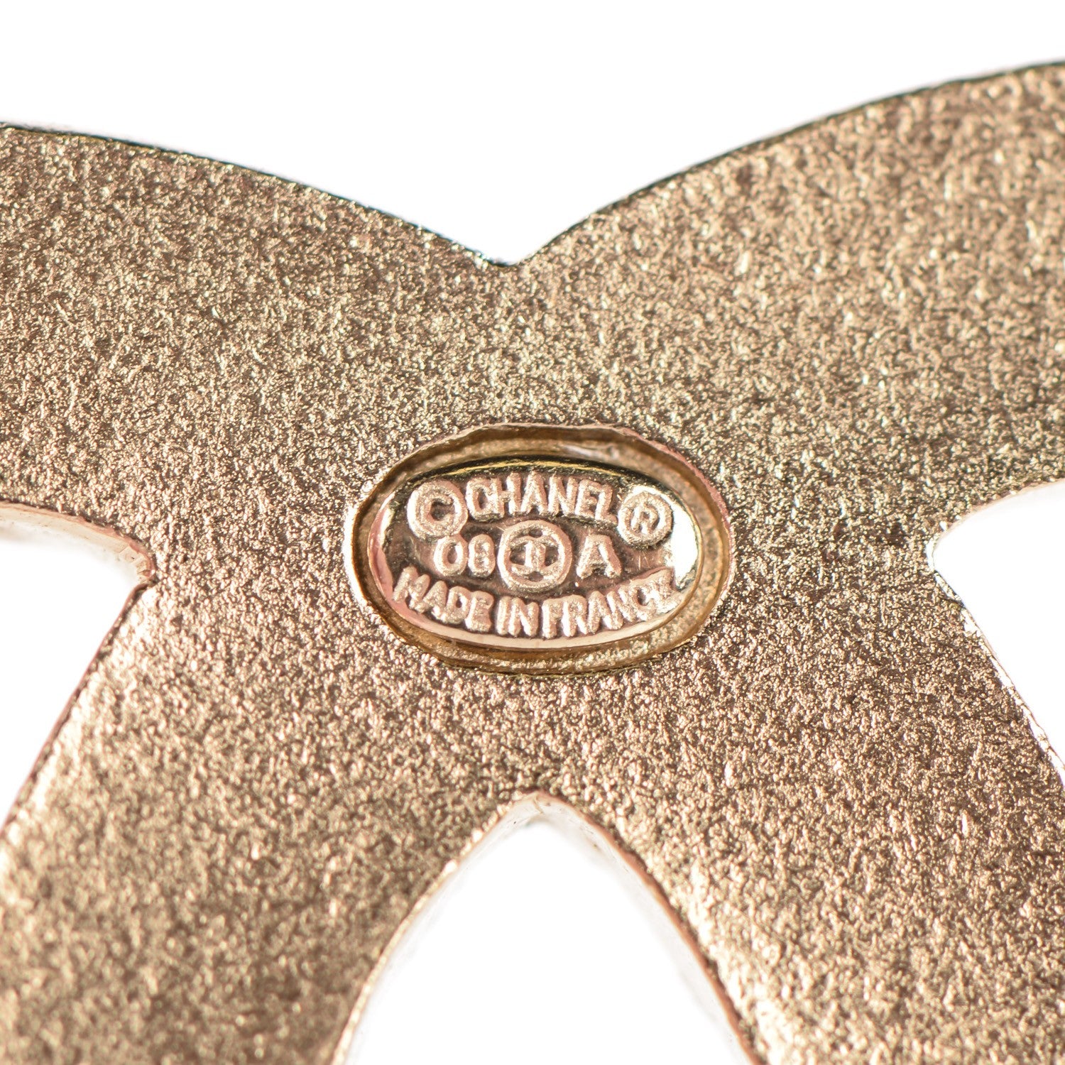 Chanel Lucky Symbols CC Brooch Light Gold 7 of 7