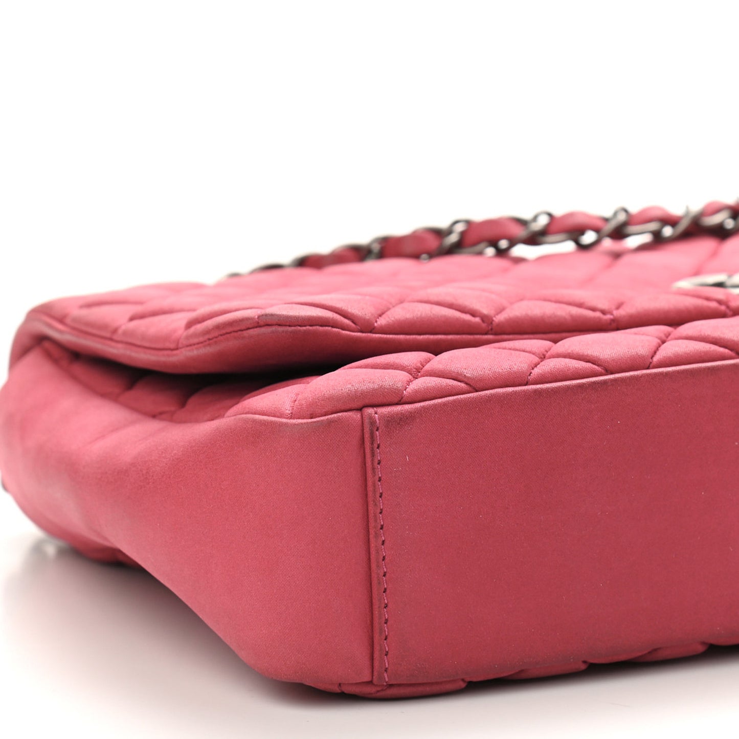 Iridescent Calfskin Small New Bubble Quilt Flap Fuchsia