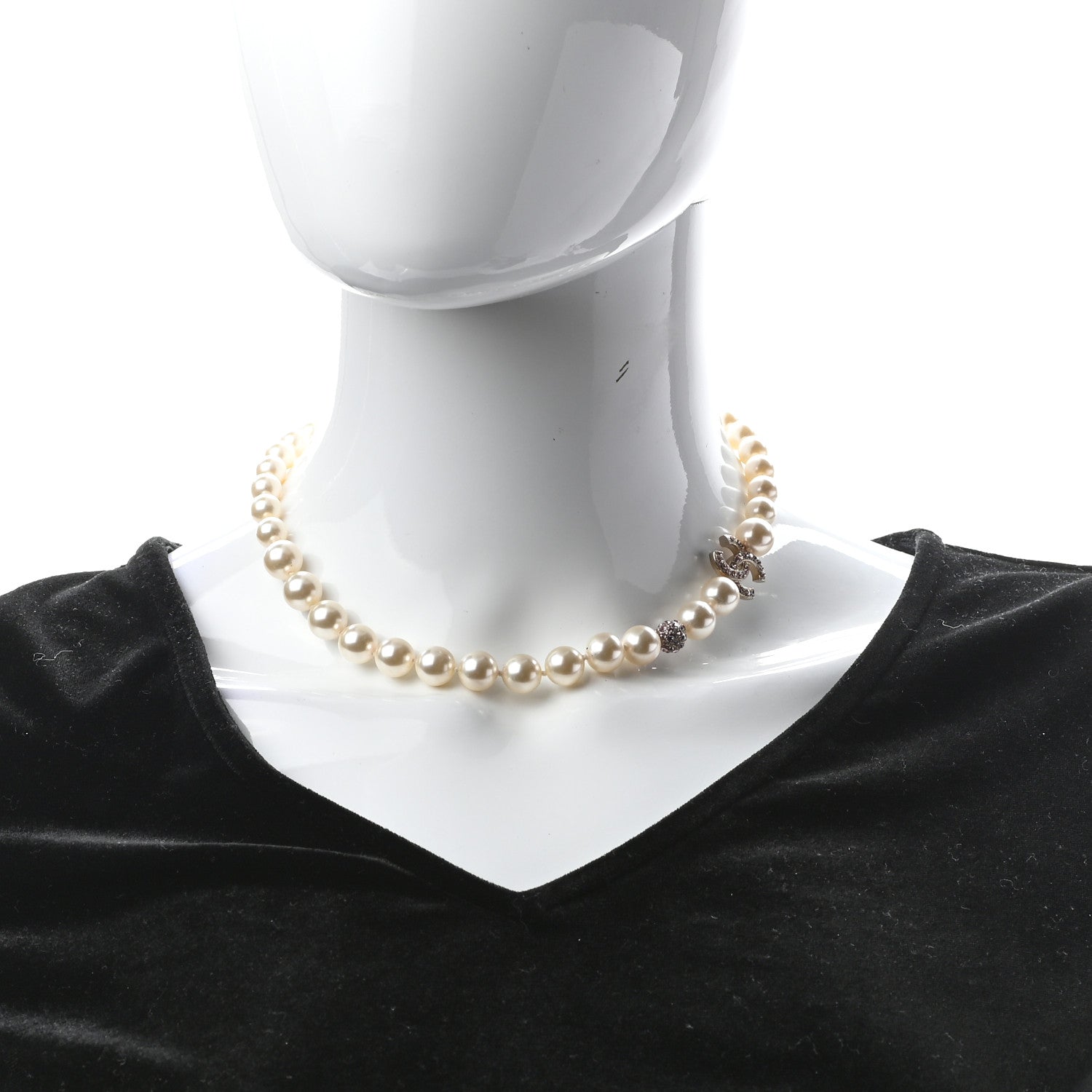 Chanel Pearl Crystal CC Short Necklace Gold Pink 2 of 8