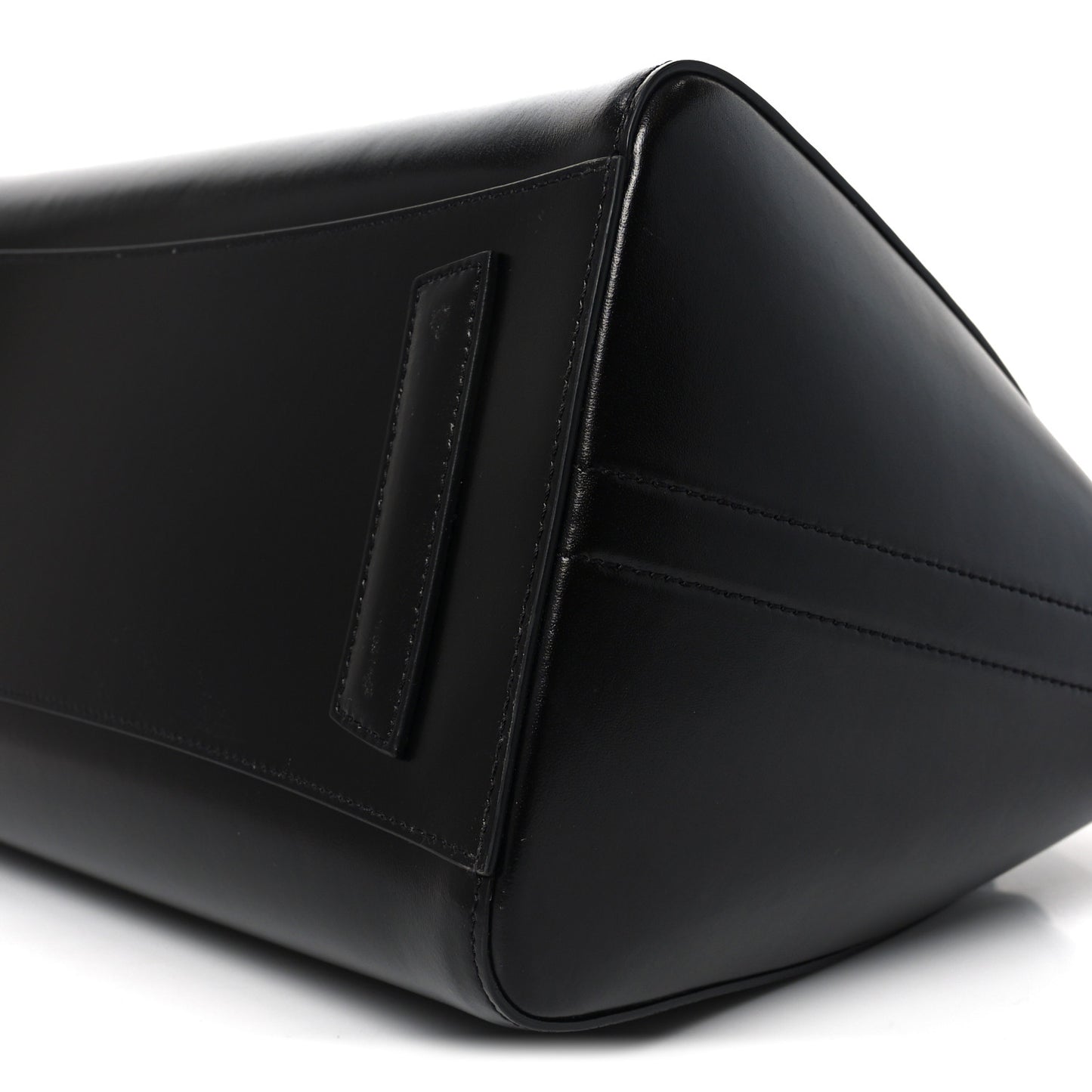 Shiny Lord Calfskin Medium Antigona Black