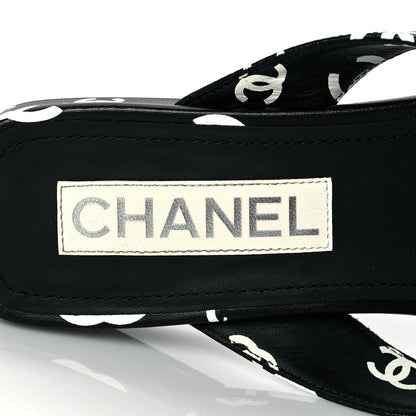 Chanel Lambskin Printed CC Thong Sandals 39.5 Black White 8 of 9