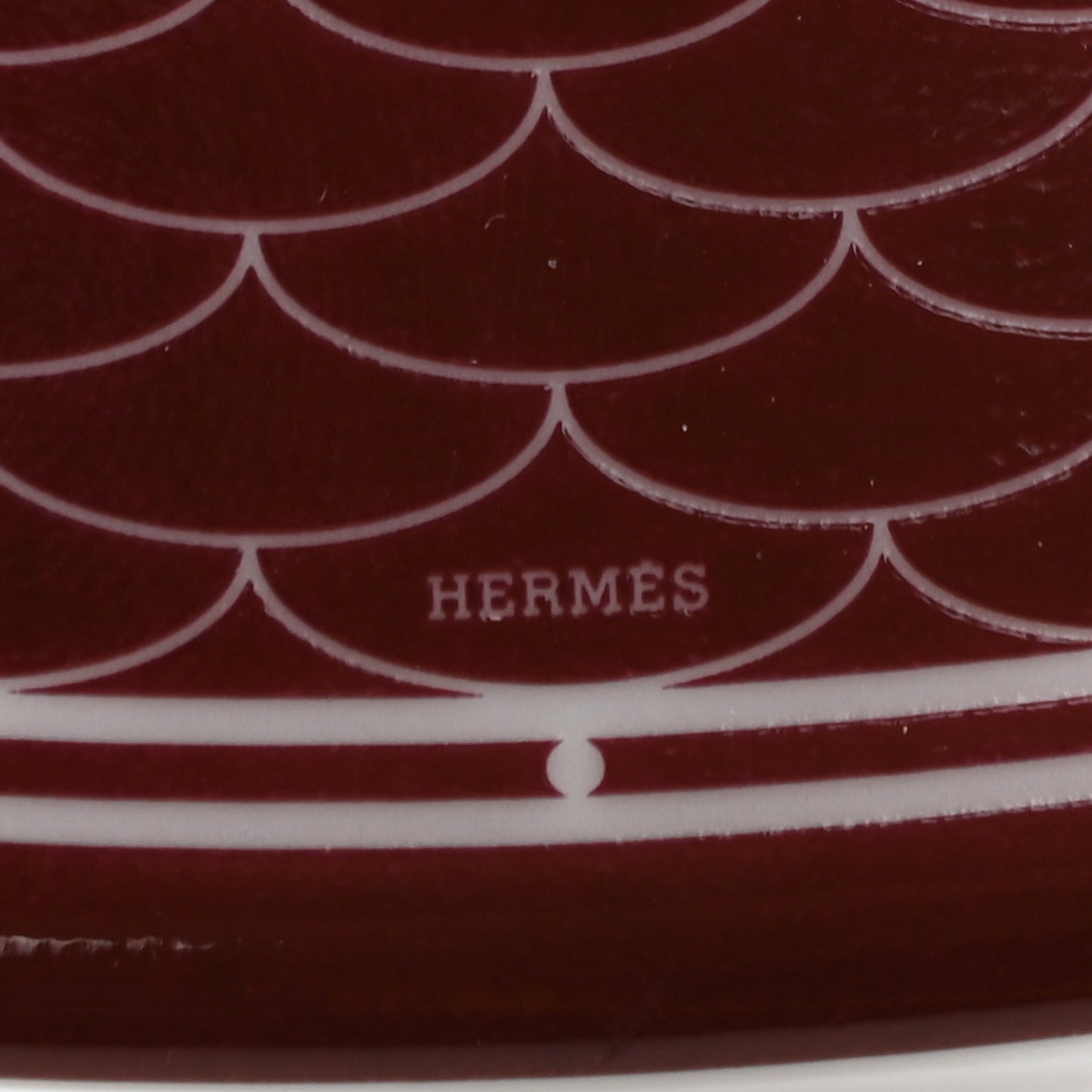 Porcelain H Deco Presentation Plate Set of 2 Rouge
