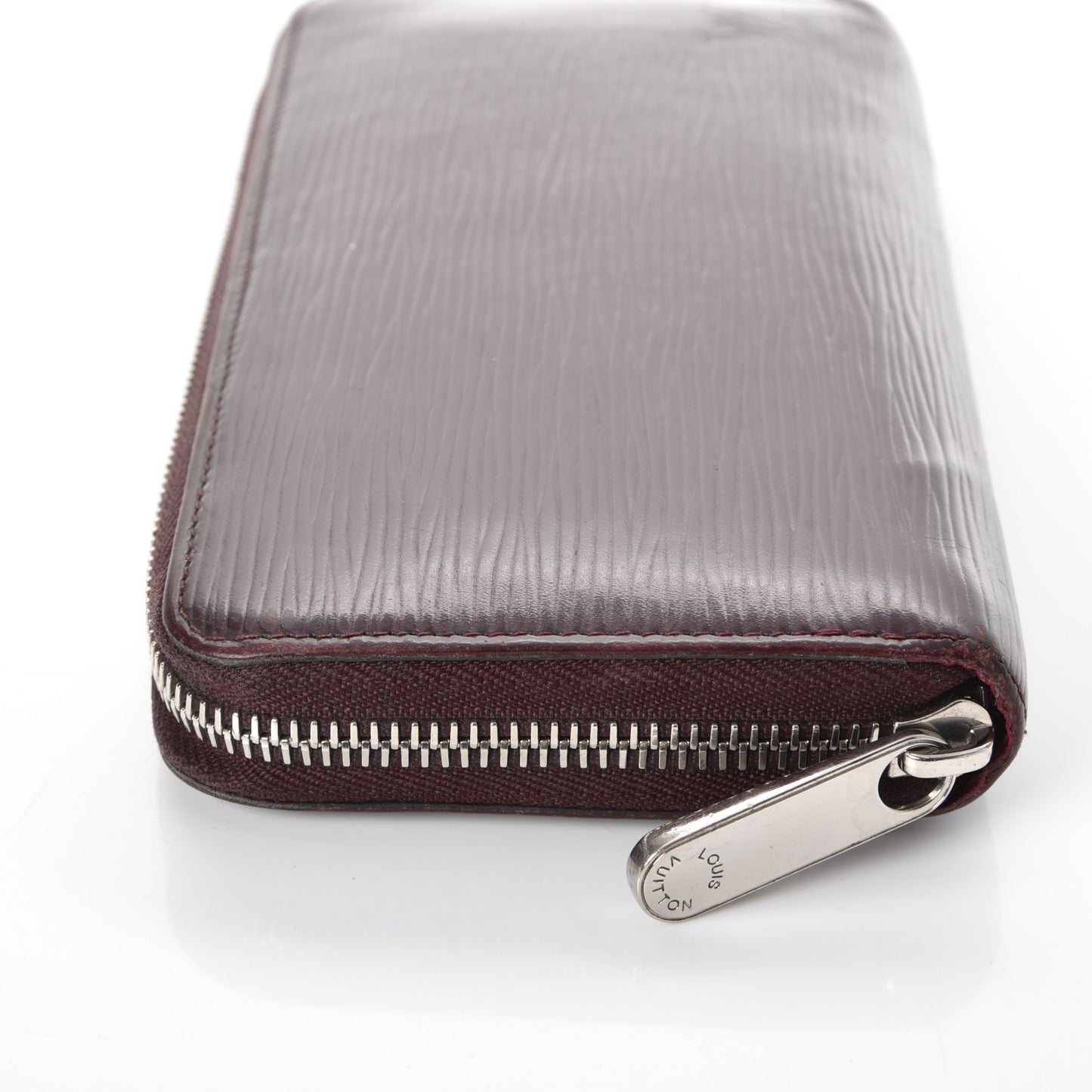 Epi Zippy Wallet Cassis