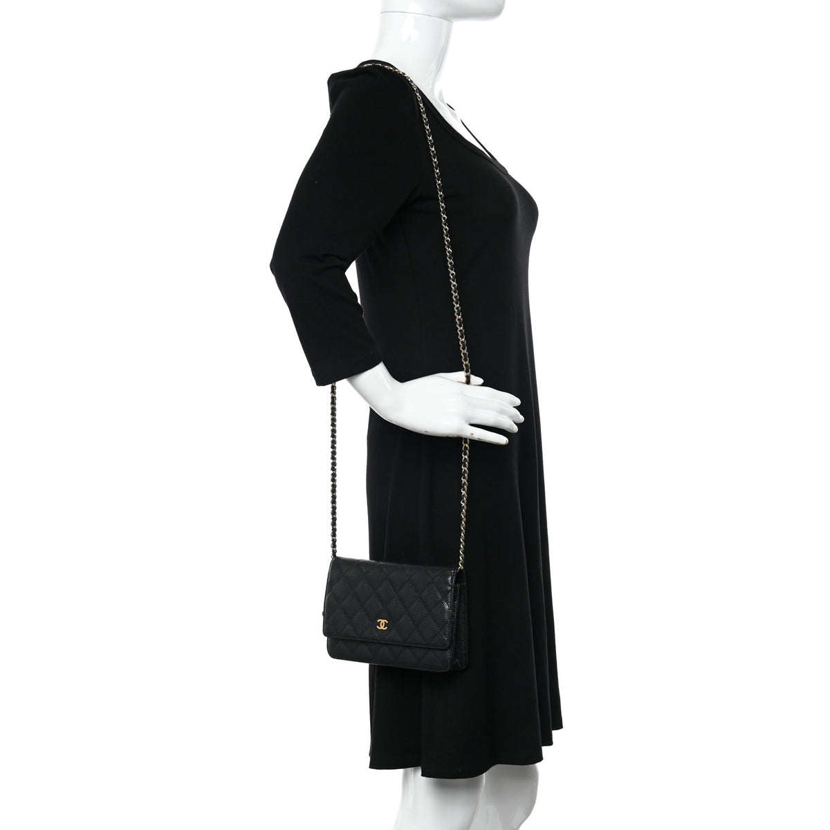 Caviar Quilted Wallet on Chain WOC Black