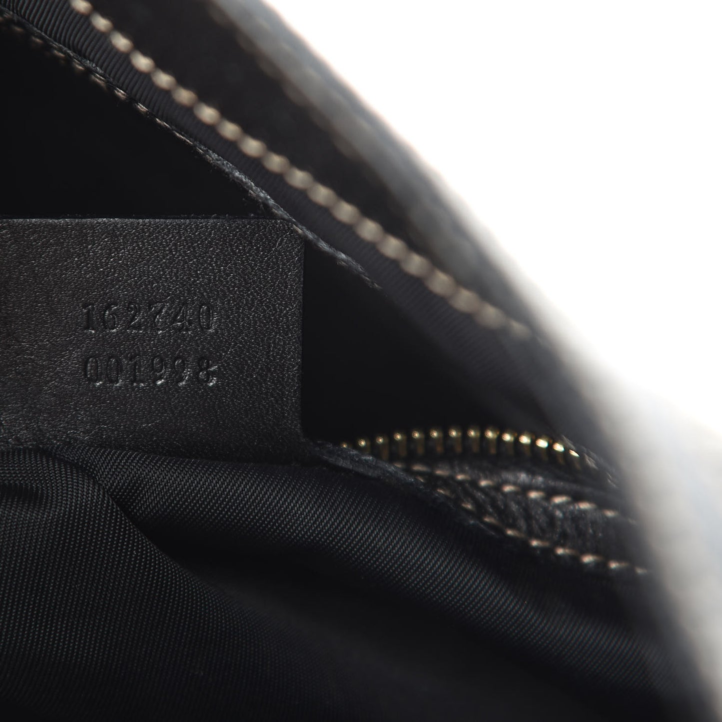 Dialux Medium Britt Shoulder Bag Black