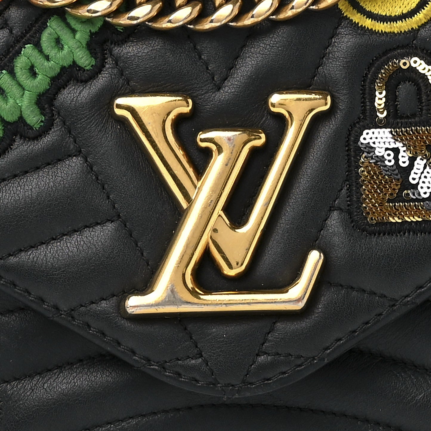 Calfskin Embroidered New Wave Chain MM Black