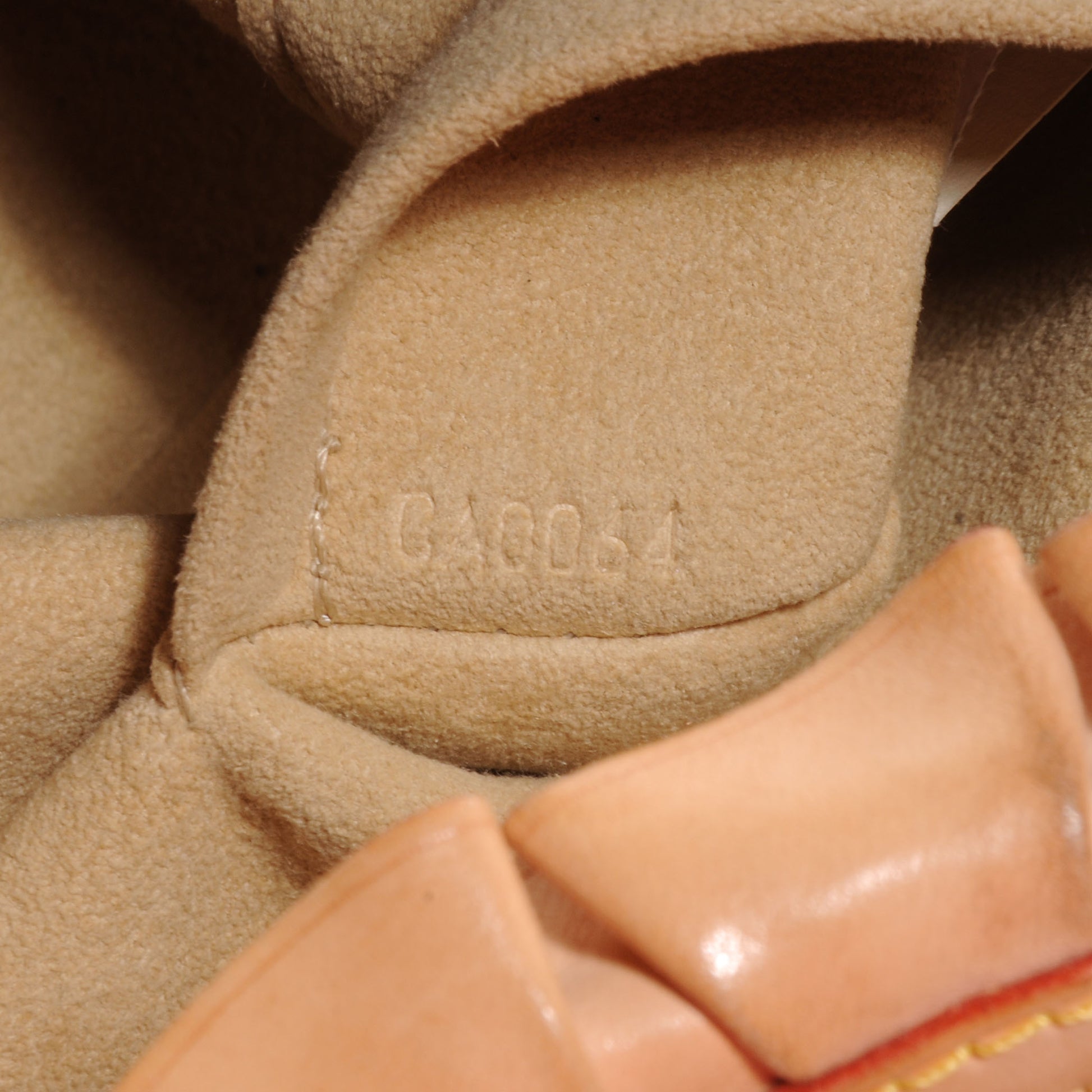 Louis Vuitton Monogram Leonor 7 of 8