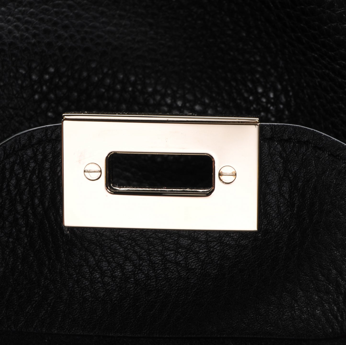 Pebbled Calfskin Medium Rockstud Tote Black
