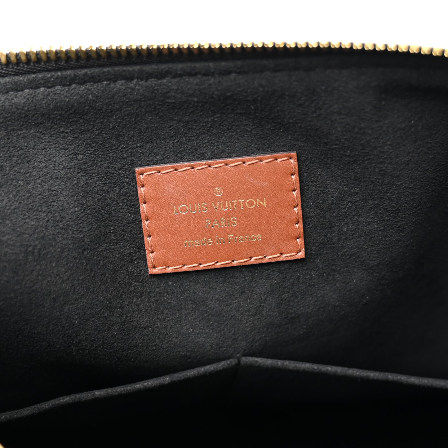 Monogram V Tote MM Black