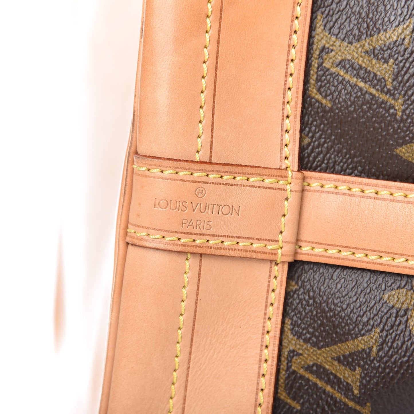 Monogram Noe
