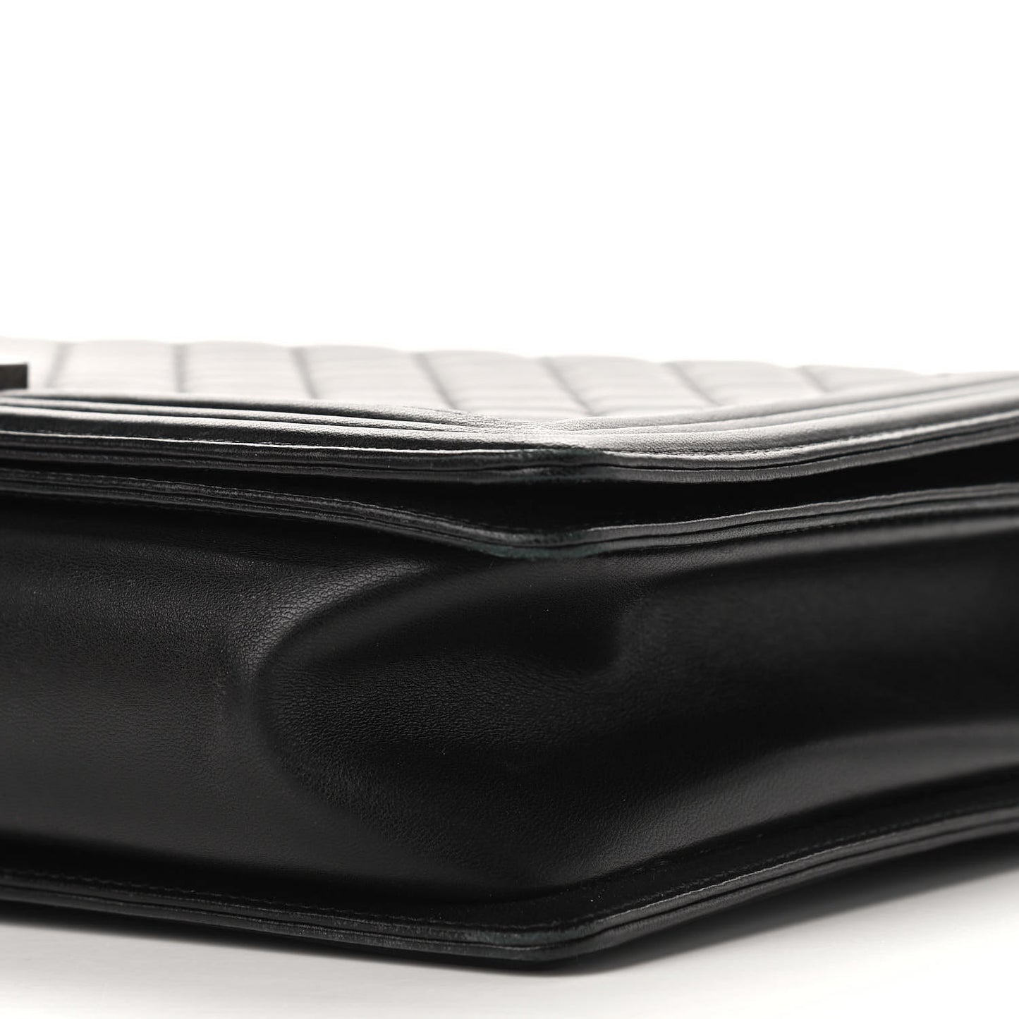 Lambskin Quilted Large Boy Flap Black
