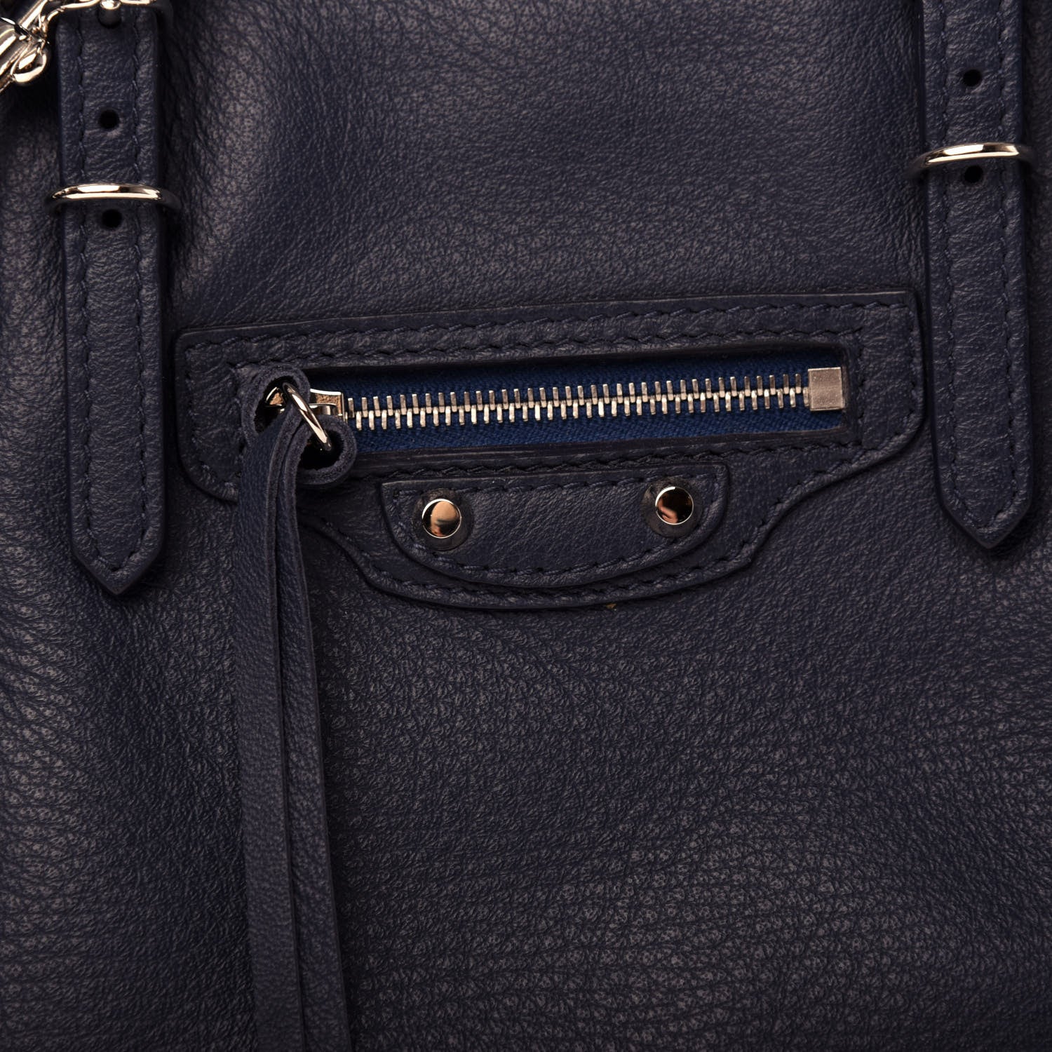 Balenciaga Veau Papier A6 Zip Around Tote Bleu Profond 11 of 11