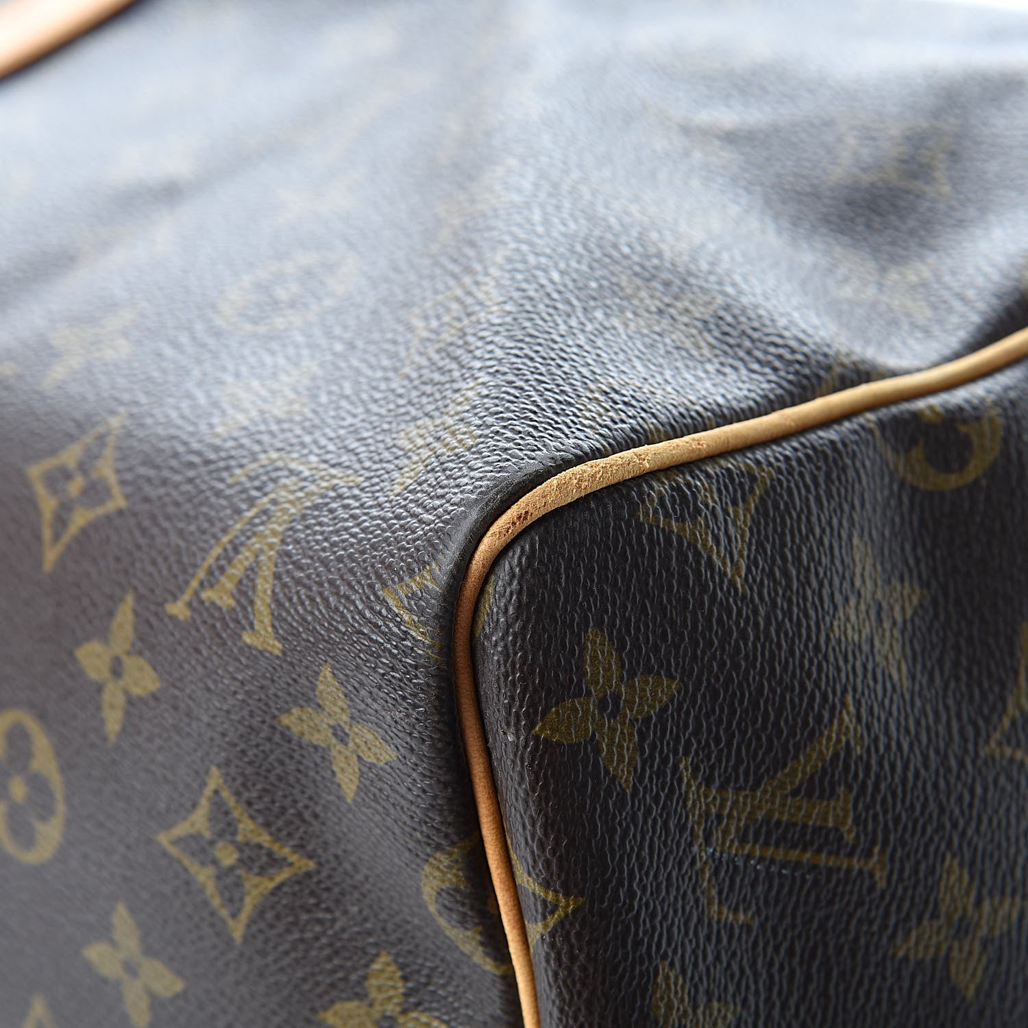 Louis Vuitton Monogram Keepall 55 11 of 16