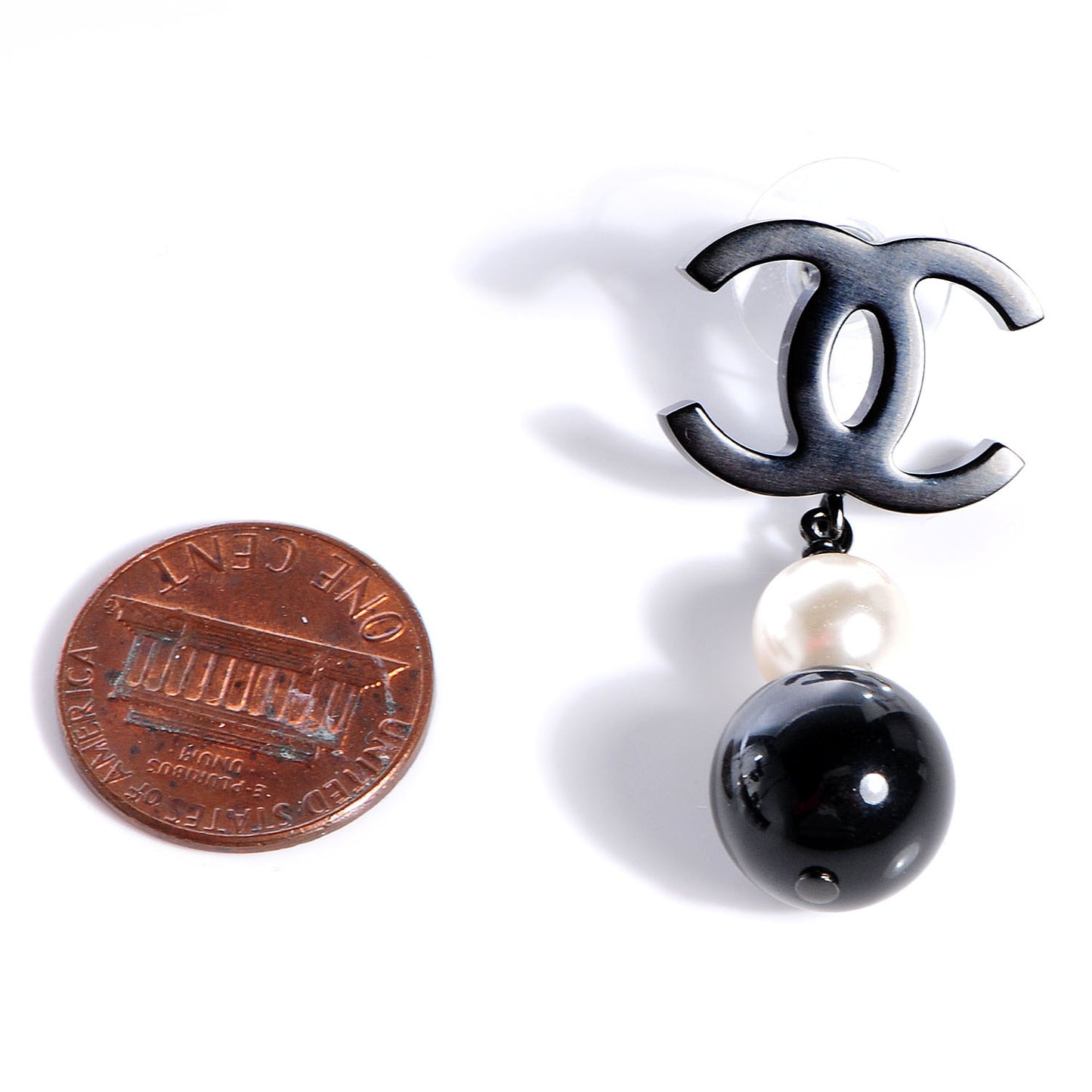 Ruthenium Pearl Bead CC Drop Earrings Black