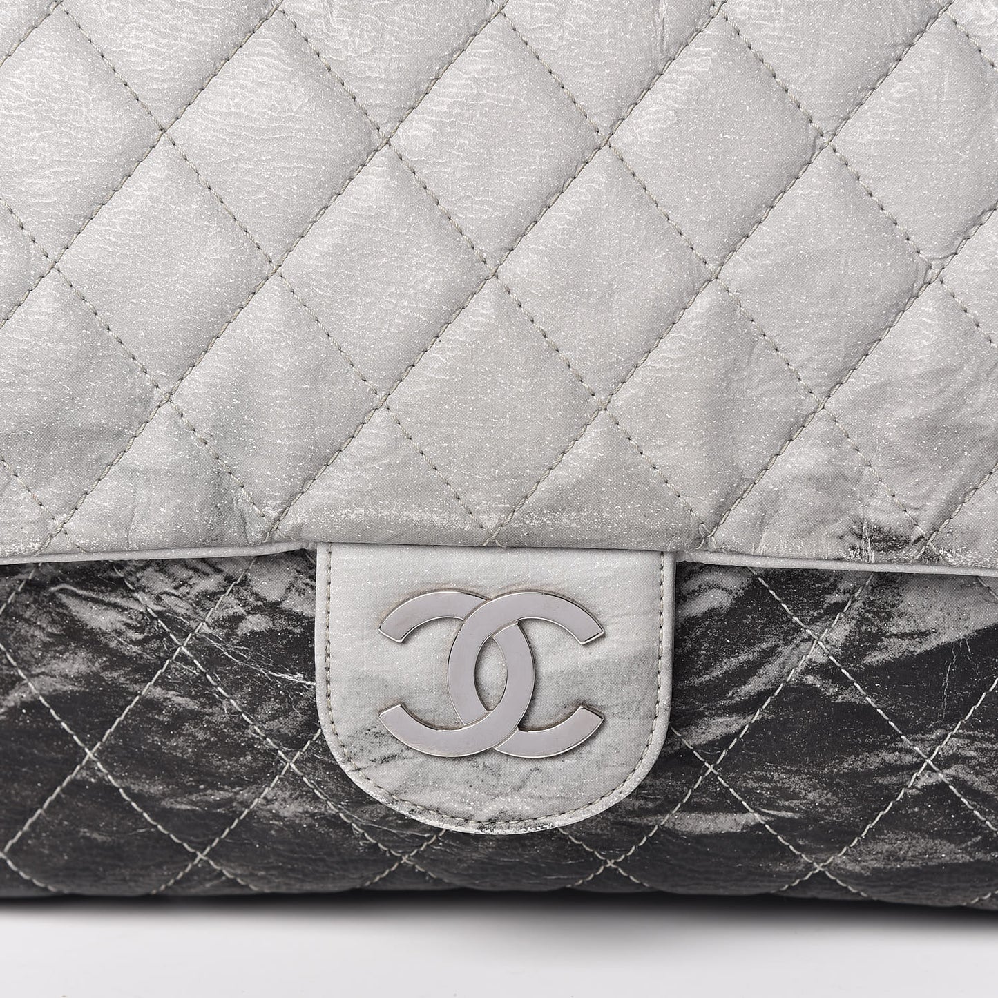 Vinyl Quilted Jumbo Melrose Degrade Flap Black