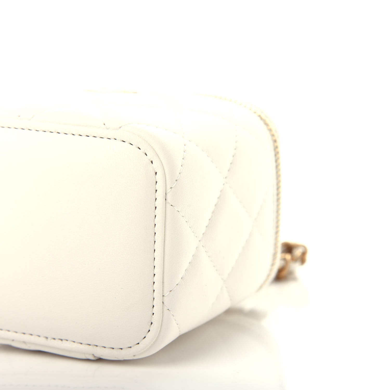 Chanel Lambskin Quilted Pearl Crush Mini Vanity Case With Chain White 9 of 10